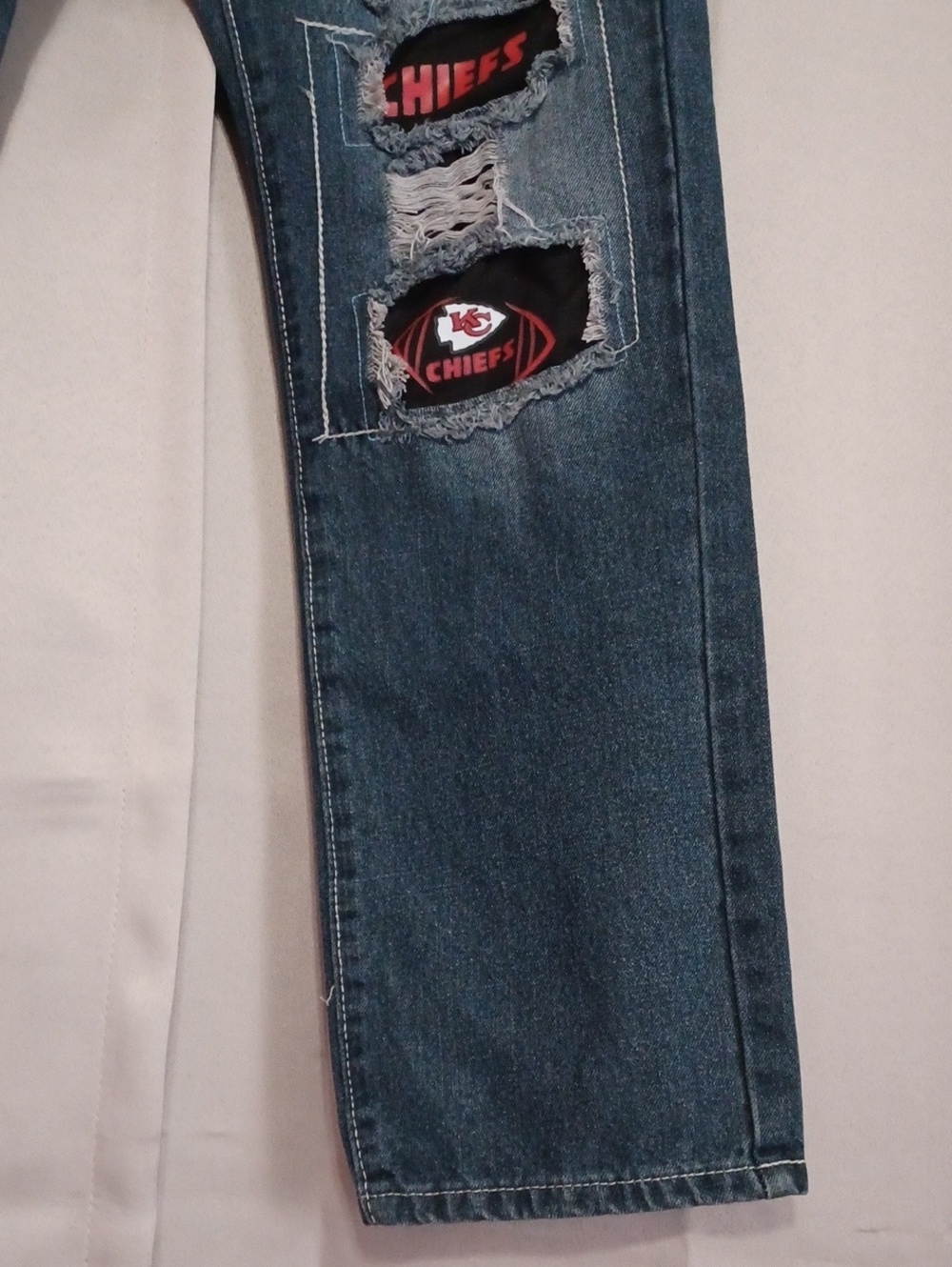 Kansas City Chiefs Custom Distressed Patchwork Jeans NFL Football Fan Game Day - Picture 8 of 15